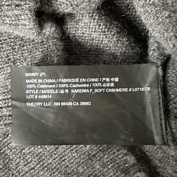 Theory Cashmere Easy Grey Crewneck Sweater - Picture 7 of 8